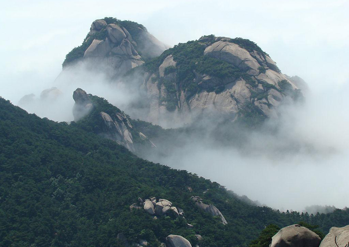 天柱山一景
